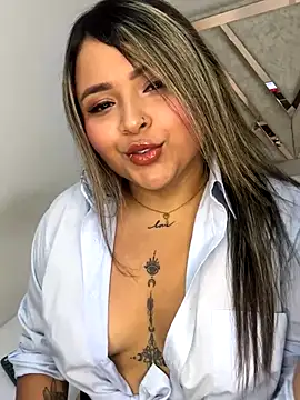 Snapshot of ashley-swift- chatting on 11-07-25, 04:56 ashley-swift- online show from 11-07-25, 04:56