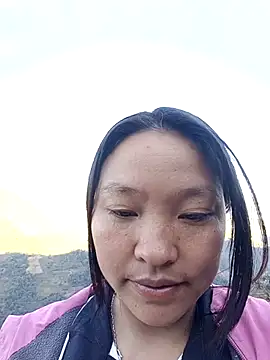 MuiNay online show from 11-30-25, 12:47