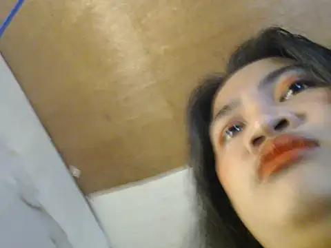 miss laila  online show from 11-05-25, 09:09