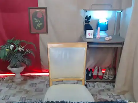 miss laila  online show from 12-23-25, 10:57