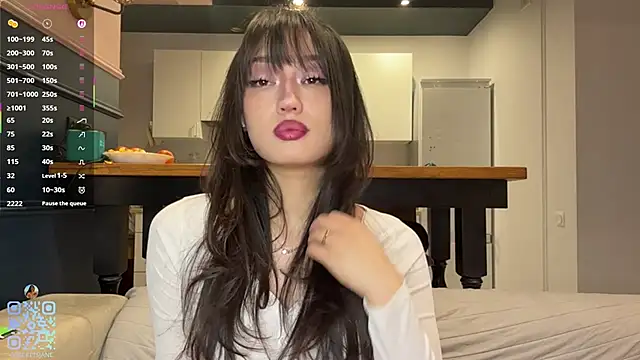 Snapshot of SweetSakuraJane chatting on 04-04-26, 09:12 SweetSakuraJane online show from 04-04-26, 09:12