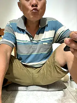 Snapshot of hotboy2x chatting on 10-10-25, 12:20 hotboy2x online show from 10-10-25, 12:20