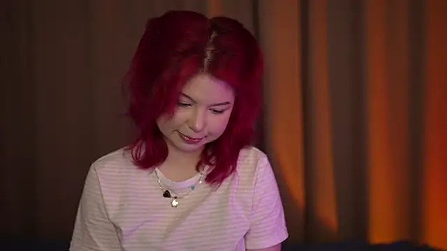 Snapshot of Stella_Vanila chatting on 11-14-25, 12:09 Stella Vanila online show from 11-14-25, 12:09