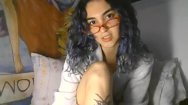 Snapshot of peetitefairy chatting on 07-20-26, 05:22 peetitefairy online show from 07-20-26, 05:22