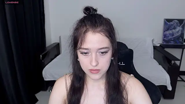 Snapshot of Sunshine_J chatting on 10-09-25, 01:42 Sunshine J online show from 10-09-25, 01:42