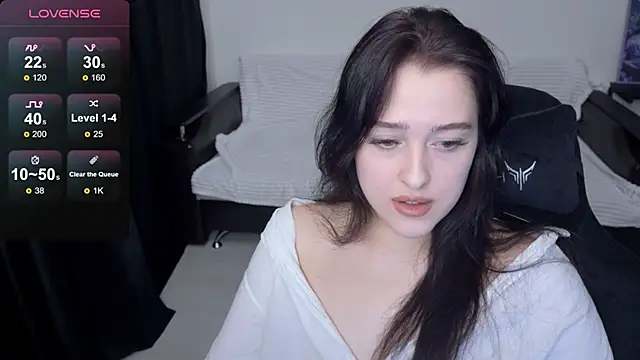 Snapshot of Sunshine_J chatting on 10-12-25, 08:30 Sunshine J online show from 10-12-25, 08:30