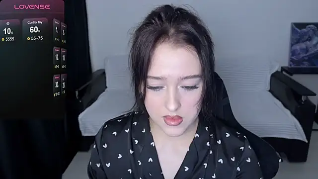 Snapshot of Sunshine_J chatting on 10-22-25, 08:03 Sunshine J online show from 10-22-25, 08:03