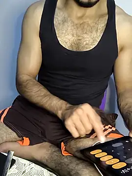 Snapshot of yazin199 chatting on 09-29-25, 10:25 yazin199 online show from 09-29-25, 10:25