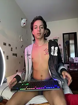 DannyPhantom555 online show from 09-18-25, 03:47