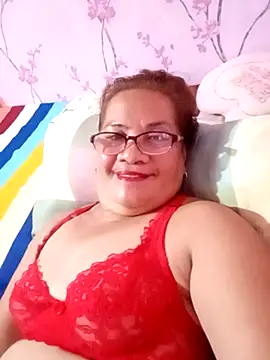 Snapshot of vickyhot1966 chatting on 10-12-25, 12:15 vickyhot1966 online show from 10-12-25, 12:15