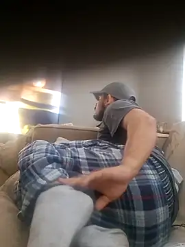 Steventorres4958 online show from 04-21-26, 07:39