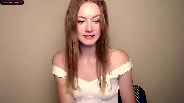 Snapshot of RoxySami_ chatting on 09-11-25, 02:28 RoxySami online show from 09-11-25, 02:28