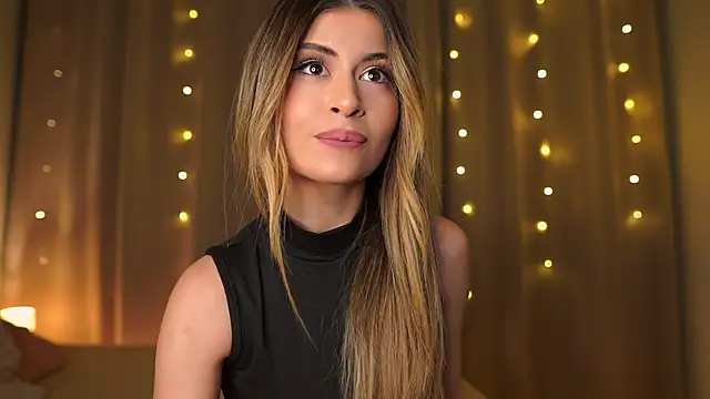 Snapshot of GeorginaHarn chatting on 12-02-25, 02:12 GeorginaHarn online show from 12-02-25, 02:12