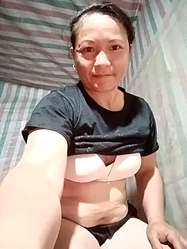 Love-Mama33 online show from 10-20-25, 10:43