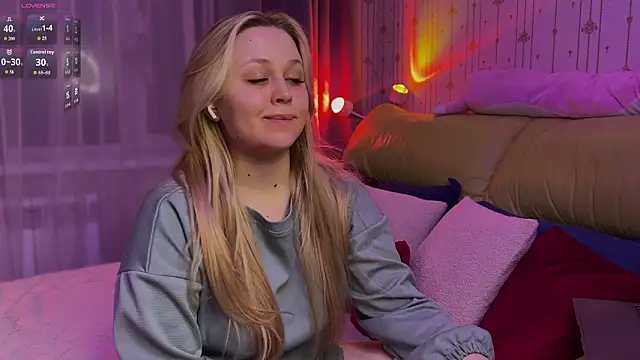 Estella Elwood online show from 03-14-26, 06:13