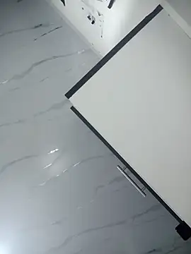 delaylacruz online show from 11-22-25, 01:37