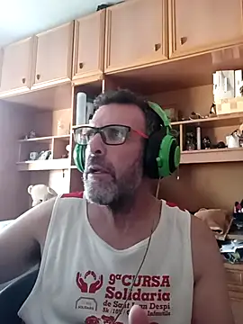 Snapshot of gigolobcn chatting on 07-17-26, 05:29 gigolobcn online show from 07-17-26, 05:29