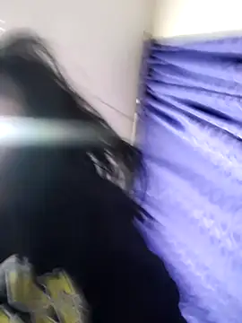 Snapshot of angelicroose2 chatting on 11-08-25, 07:08 angelicroose2 online show from 11-08-25, 07:08