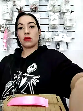 Snapshot of angelicroose2 chatting on 11-20-25, 12:00 angelicroose2 online show from 11-20-25, 12:00