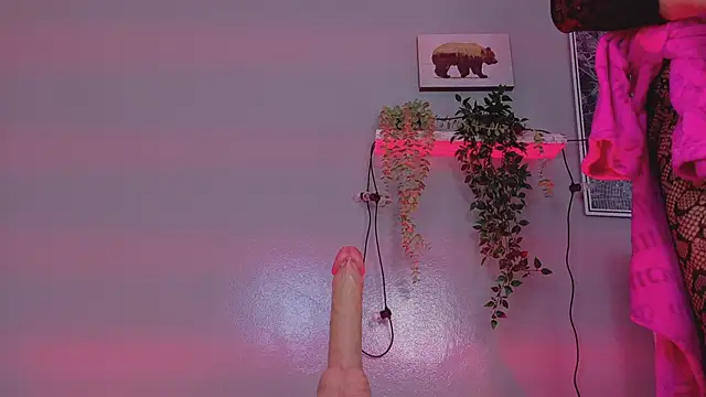 Nickifox   online show from 01-15-26, 08:45