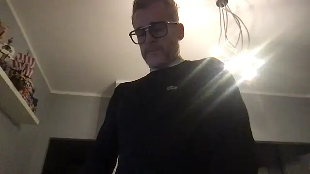 Axl hot online show from 01-15-26, 04:22