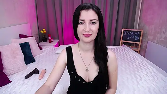 EvelinCuper online show from 10-13-25, 05:07