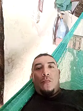 Snapshot of SecurePlanet9 chatting on 02-09-26, 06:45 SecurePlanet9 online show from 02-09-26, 06:45