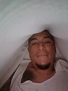 Snapshot of SecurePlanet9 chatting on 02-20-26, 06:26 SecurePlanet9 online show from 02-20-26, 06:26