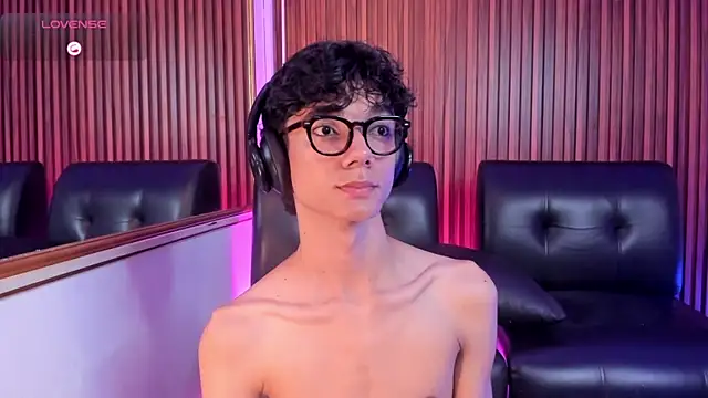 Phillicious   online show from 02-05-26, 08:46