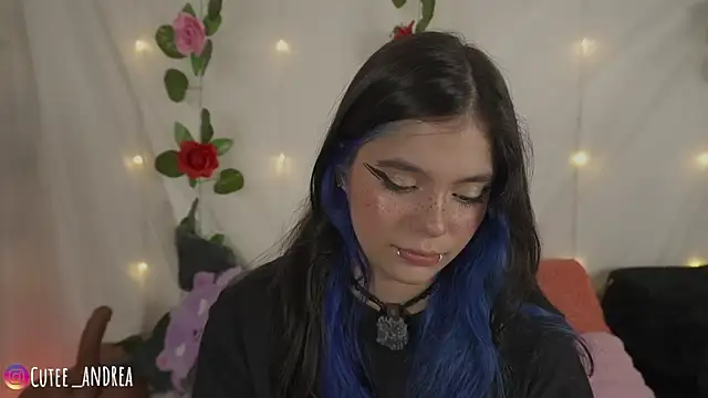 Snapshot of cutee_andrea chatting on 06-18-26, 03:29 cutee andrea online show from 06-18-26, 03:29