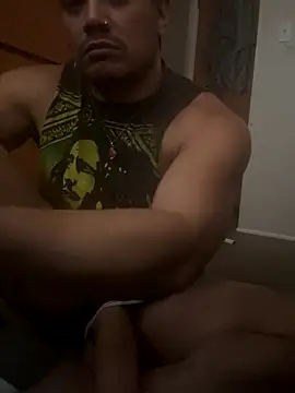 Snapshot of GirThyDock chatting on 10-25-25, 06:13 GirThyDock online show from 10-25-25, 06:13