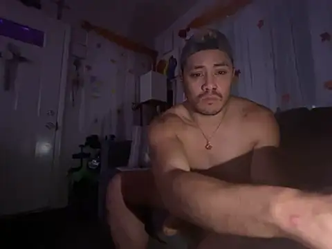 Snapshot of GirThyDock chatting on 10-27-25, 09:35 GirThyDock online show from 10-27-25, 09:35