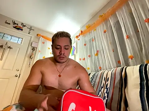 Snapshot of GirThyDock chatting on 11-03-25, 03:08 GirThyDock online show from 11-03-25, 03:08