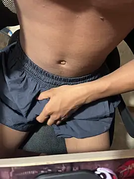 Snapshot of Marcocad chatting on 02-18-26, 05:25 Marcocad online show from 02-18-26, 05:25