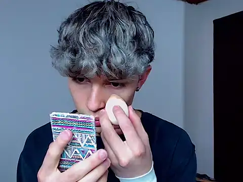 john vichenso online show from 10-10-25, 08:52