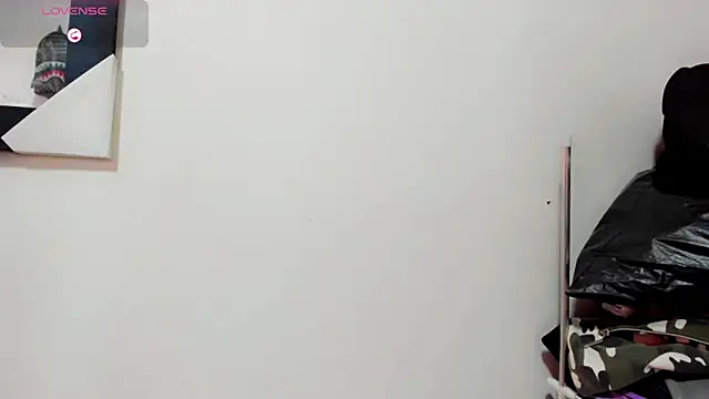 Britany montiel online show from 05-25-26, 07:09