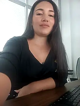 xxx Alice  online show from 09-28-25, 03:06