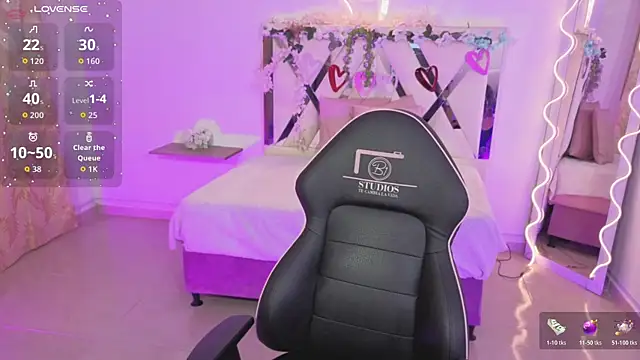 ZURY TAY online show from 10-24-25, 11:39