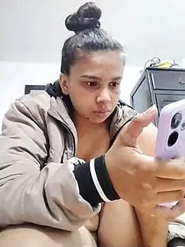 Labebe27 online show from 10-15-25, 09:09