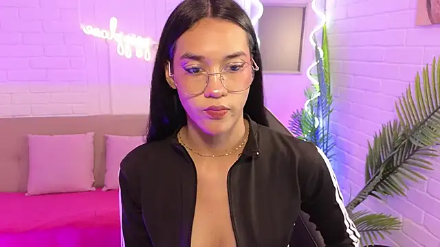 artemiss tay online show from 10-24-25, 07:21