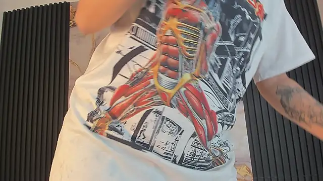 Snapshot of azul_honey chatting on 11-17-25, 06:35 azul honey online show from 11-17-25, 06:35