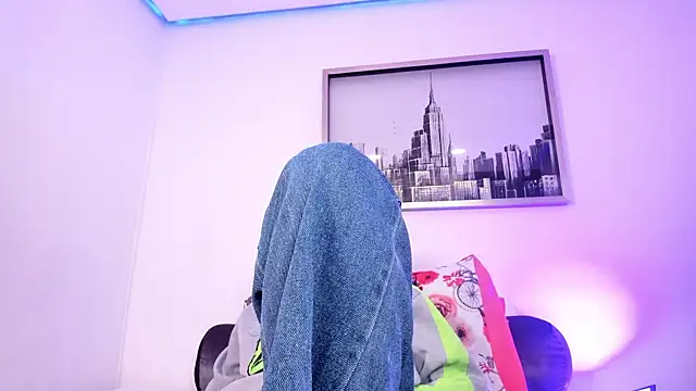 sarah ashbourne online show from 10-15-25, 05:35