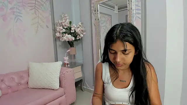 Jessgarcia  online show from 10-09-25, 05:27