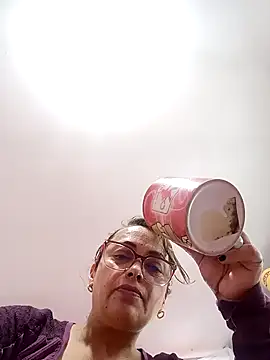 Lady 16 online show from 02-06-26, 10:13