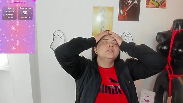 TifanyAmazinng online show from 10-03-25, 02:03