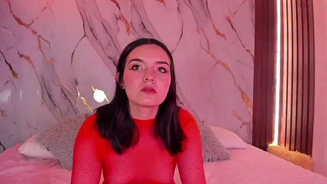 Snapshot of alicecute77 chatting on 09-29-25, 02:27 alicecute77 online show from 09-29-25, 02:27