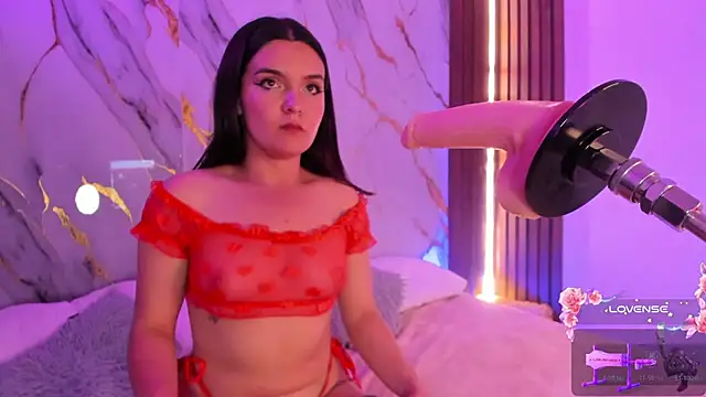 Snapshot of alicecute77 chatting on 11-04-25, 07:57 alicecute77 online show from 11-04-25, 07:57