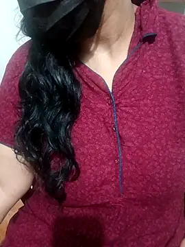 Snapshot of tami_lavanya chatting on 05-07-26, 02:11 tami lavanya online show from 05-07-26, 02:11