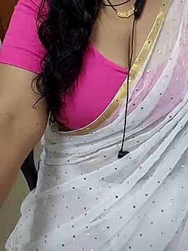 Snapshot of tami_lavanya chatting on 06-27-26, 06:02 tami lavanya online show from 06-27-26, 06:02