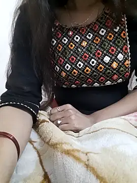 Aarti-kumri online show from 02-07-26, 02:04